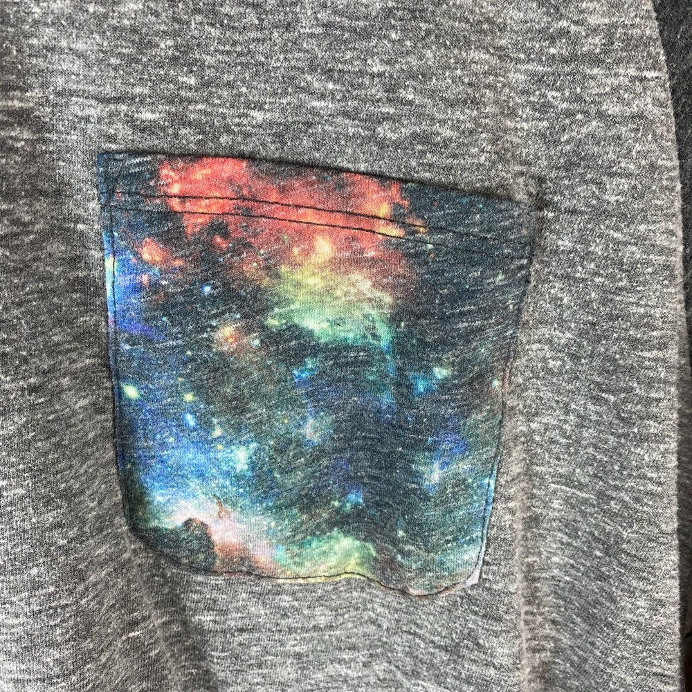 On the Byas Raglan Tee - Picture 4 of 5